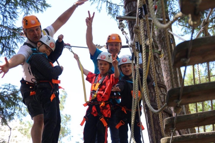 Kletterausflug mit der Aetas-Kinderstiftung